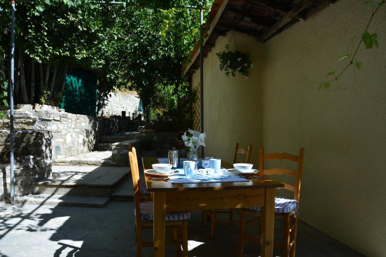 Riverside Cottage Kato Platres Екстер'єр фото